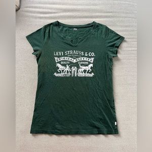 Levi Strauss Original Riveted green graphic t-shirt